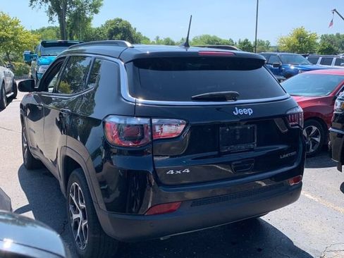 Used 2024 Jeep Compass Limited AWD/4WD image 17
