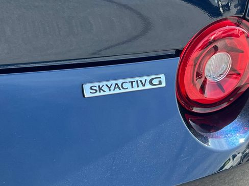 Used 2025 MAZDA MX-5 Miata RF Grand Touring RWD image 12