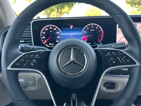 New 2026 Mercedes-Benz GLE 450 4MATIC image 23