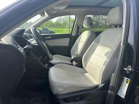 Used 2019 Volkswagen Tiguan SEL image 6