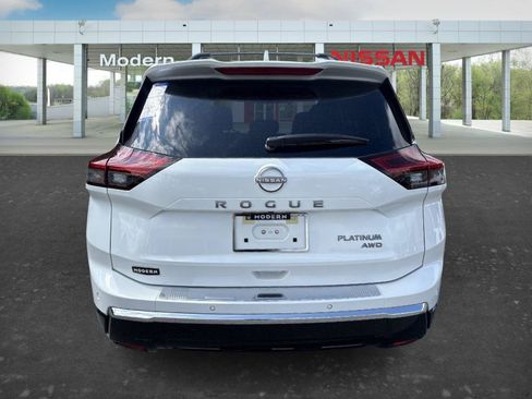 Certified 2026 Nissan Rogue Platinum w/ Platinum Premium Package AWD/4WD image 4