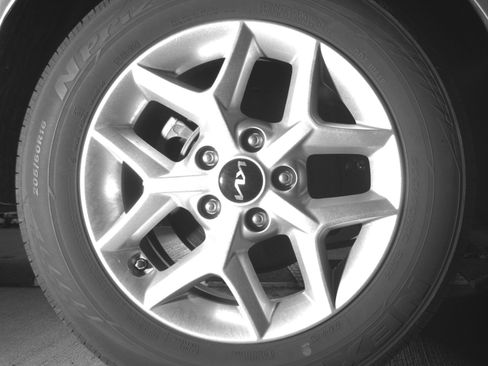 Used 2025 Kia Soul LX w/ LX Technology Package image 15