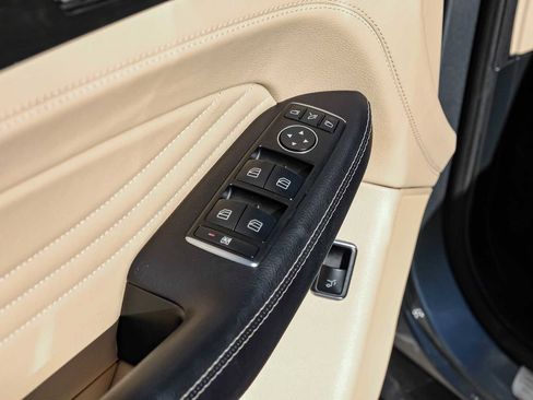 Used 2019 Mercedes-Benz GLE 43 AMG AMG GLE 43 image 46