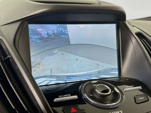 Used 2018 Ford Escape Titanium image 14