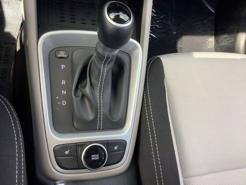 Certified 2026 Hyundai Venue SEL FWD image 19