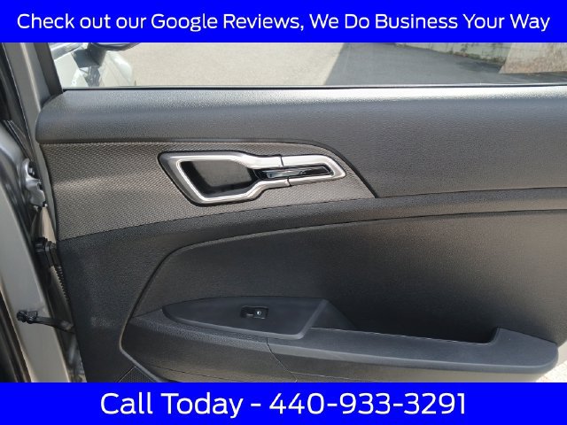 Used 2023 Kia Sportage LX AWD/4WD image 40