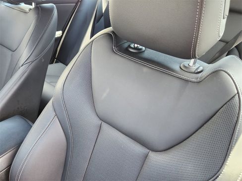 Used 2022 BMW 330i xDrive Sedan w/ Convenience Package image 14