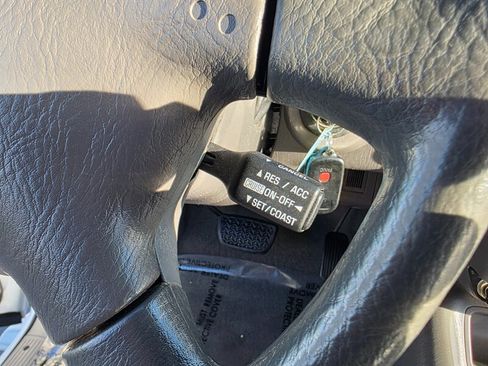 Used 2001 Toyota Sequoia SR5 image 35