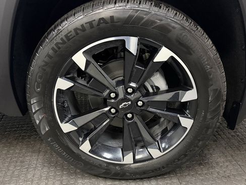 New 2026 Chevrolet Equinox RS w/ LPO, Floor Liner Package image 13