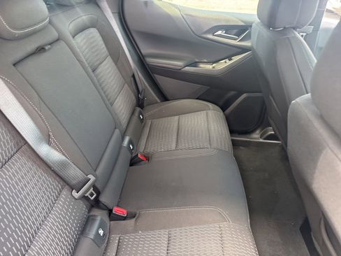 Used 2025 Chevrolet Equinox LT FWD image 6