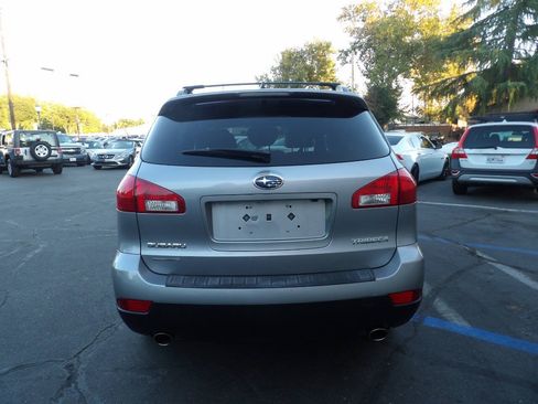 Used 2011 Subaru Tribeca Limited w/ PWR Moonroof Pkg AWD/4WD image 12