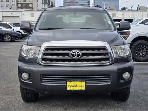 Used 2011 Toyota Sequoia SR5 image 2