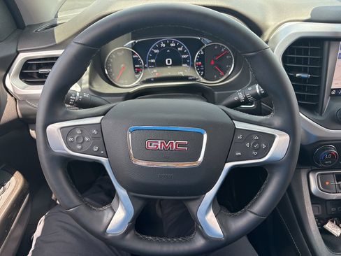 Used 2023 GMC Acadia SLT w/ Elevation Edition FWD image 27