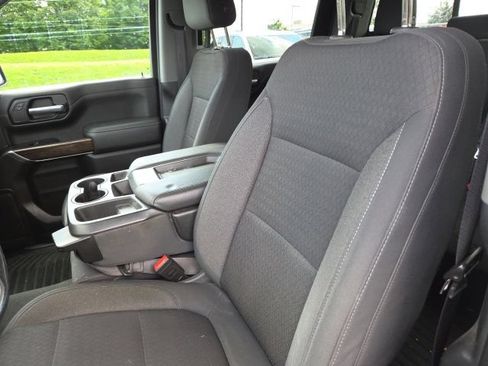 Used 2020 GMC Sierra 1500 SLE w/ SLE Value Package AWD/4WD image 2