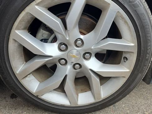 Used 2017 Chevrolet Impala Premier w/ Enhanced Convenience Package FWD image 9