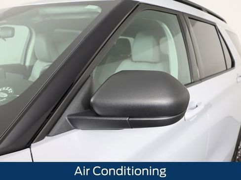 New 2026 Ford Explorer Active w/ Active Comfort Package image 15