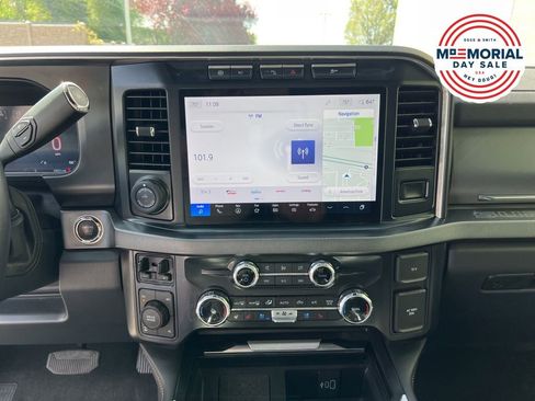 Used 2024 Ford F350 Platinum AWD/4WD image 17