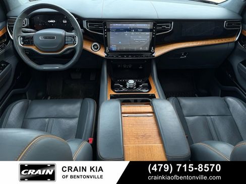 Used 2022 Jeep Grand Wagoneer Series II w/ Convenience Group III image 30