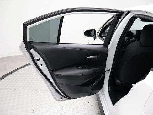 Used 2023 Toyota Corolla SE image 21