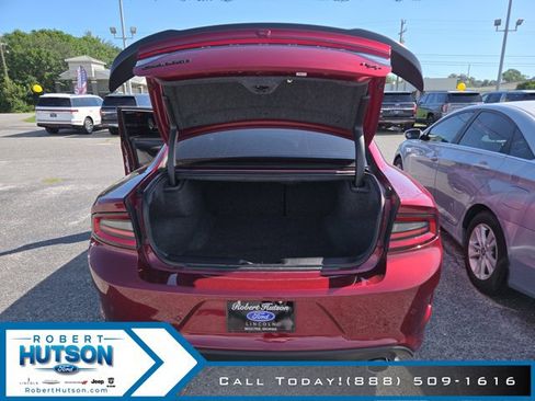 Used 2022 Dodge Charger R/T w/ Blacktop Package RWD image 9