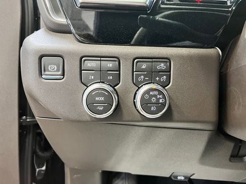 New 2026 GMC Sierra 1500 SLT w/ X31 Off-Road Package image 7