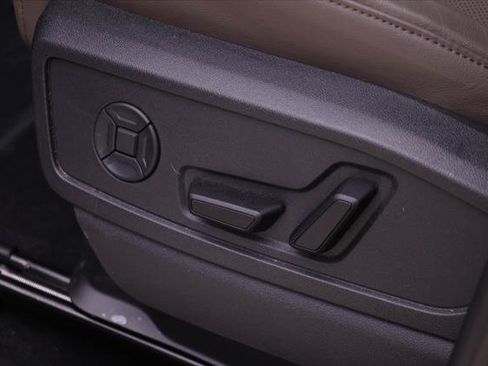 Certified 2025 Audi Q5 Premium Plus w/ Premium Plus AWD/4WD image 20
