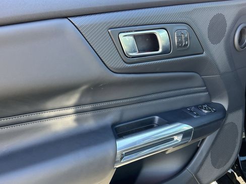 Used 2025 Ford Mustang GT Premium image 15