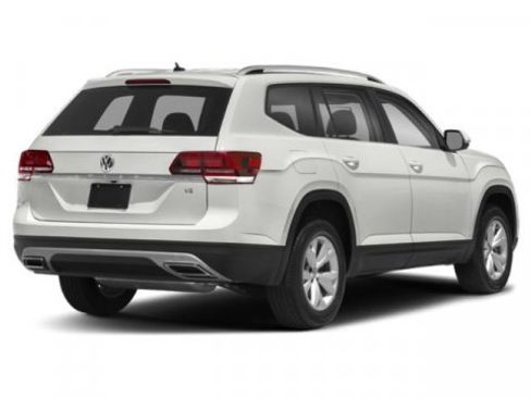Used 2019 Volkswagen Atlas SE image 2