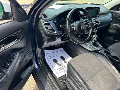 Used 2021 Kia Seltos S AWD/4WD image 12