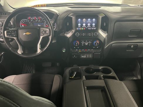 Certified 2022 Chevrolet Silverado 1500 LT w/ Z71 Off-Road Package AWD/4WD image 12