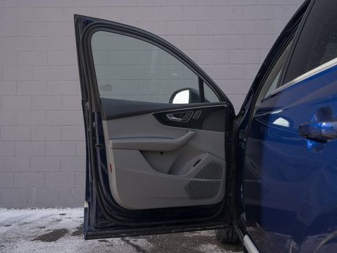 Used 2022 Audi Q7 3.0T Premium Plus w/ Premium Plus Package image 15