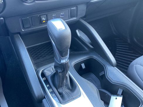 Used 2024 Nissan Frontier S w/ Technology Package image 23