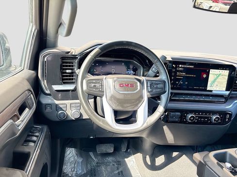 Used 2025 GMC Sierra 1500 SLT AWD/4WD image 22