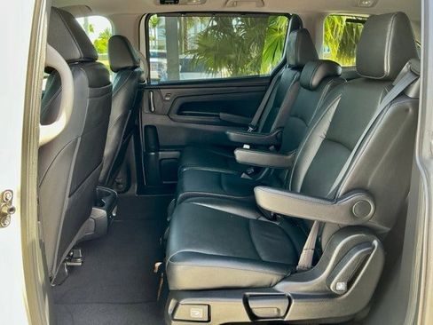 Certified 2022 Honda Odyssey Touring image 9