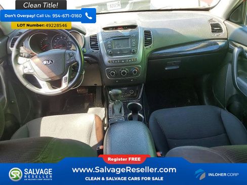 Used 2015 Kia Sorento LX image 11