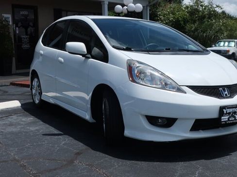 Used 2009 Honda Fit Sport image 3