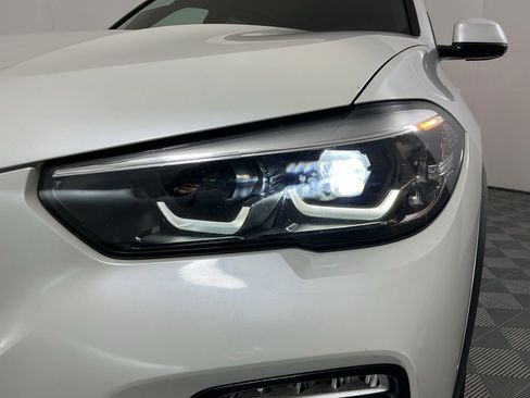 Used 2019 BMW X5 xDrive40i w/ Premium Package 2 image 8