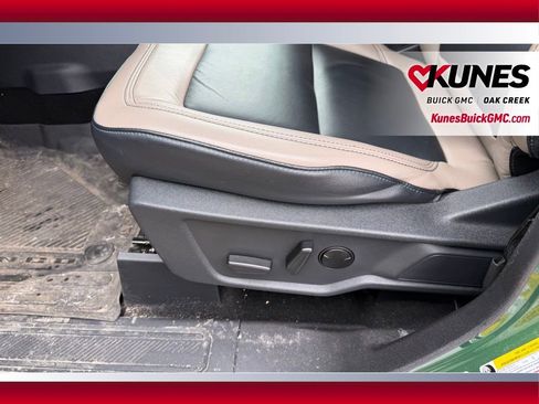 Used 2024 Ford Bronco Wildtrak image 7