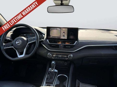 Used 2024 Nissan Altima 2.5 SL AWD/4WD image 19