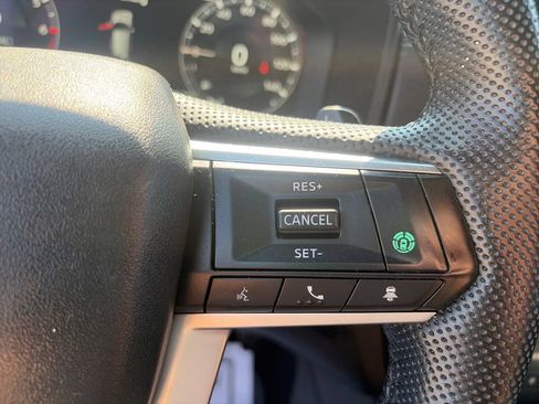 Used 2023 Mitsubishi Outlander SE Black Edition AWD/4WD image 31