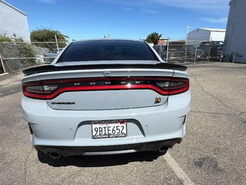 Used 2022 Dodge Charger Scat Pack RWD image 5