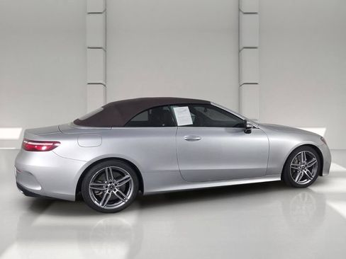 Used 2018 Mercedes-Benz E 400 Cabriolet image 5