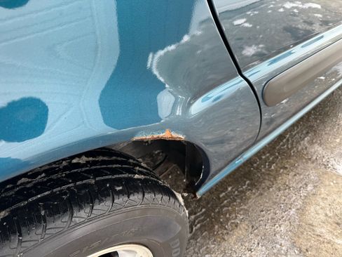 Used 2003 Chevrolet Venture LS image 20