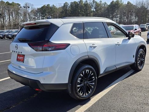 New 2026 Nissan Rogue SV FWD image 3