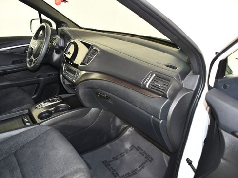 Used 2022 Honda Pilot Sport image 41