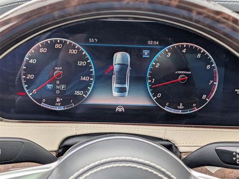 Used 2019 Mercedes-Benz S 560 Sedan image 23