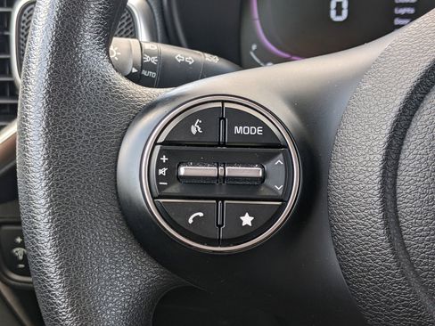 Certified 2023 Kia Soul LX image 35