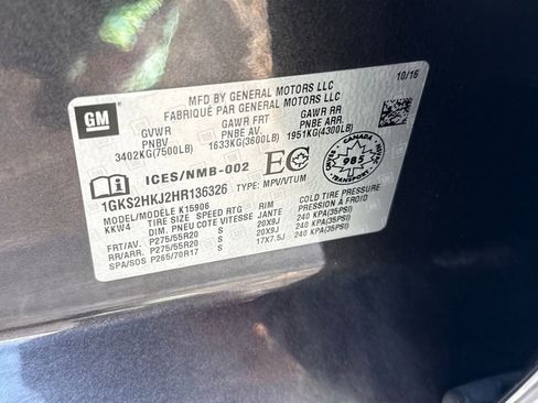 Used 2017 GMC Yukon XL Denali image 18