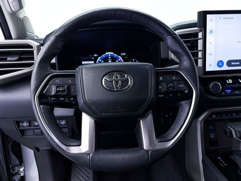 Used 2024 Toyota Tundra Limited AWD/4WD image 33