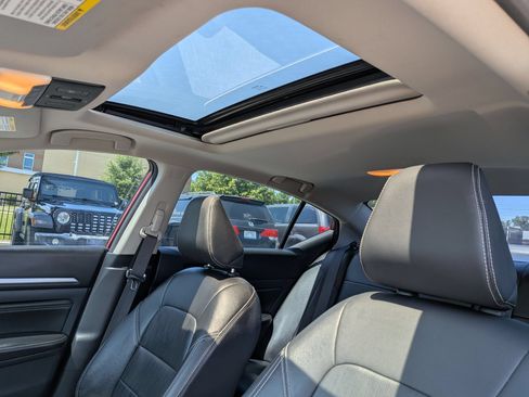 Used 2021 Nissan Altima 2.5 SL FWD image 16